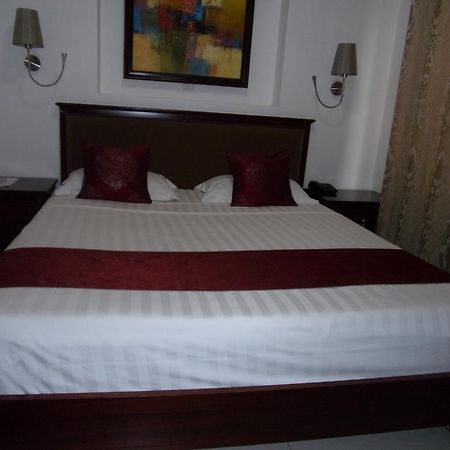 Hotel Residence Flamani 로메 외부 사진